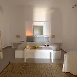 Calderini Cave Villa Imerovigli (Santorini)