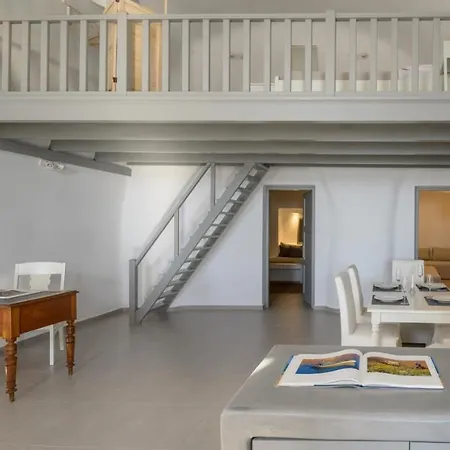 Calderini Cave * Imerovigli (Santorini)