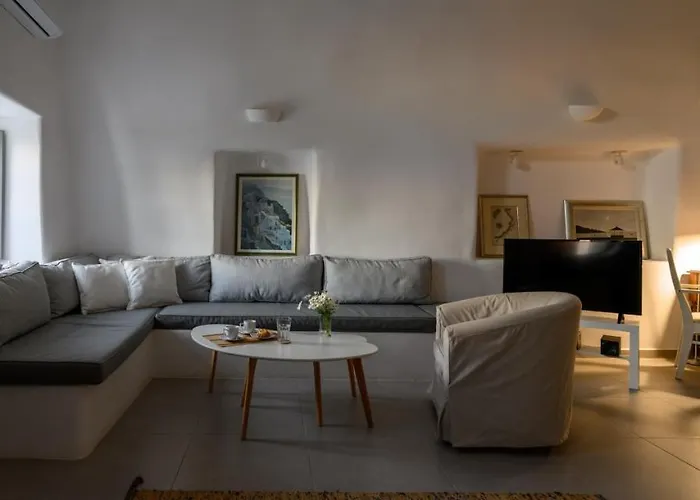 فيلة Calderini Cave