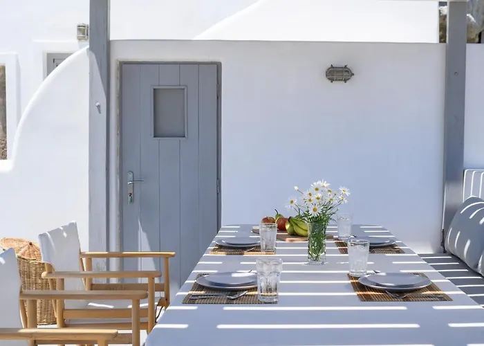 فيلة Calderini Cave *